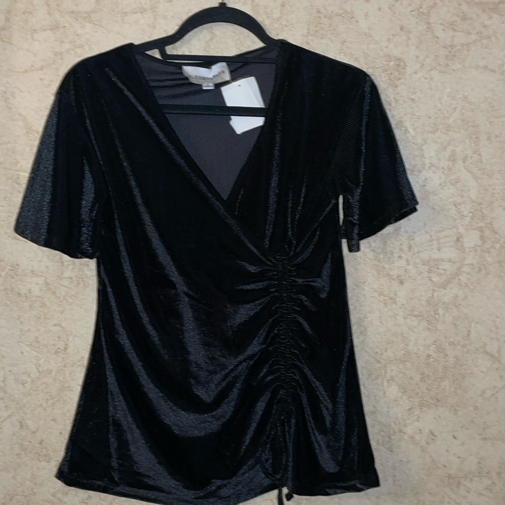Alex & Parker Ribbed Velour Short Sleeve Rouged Side